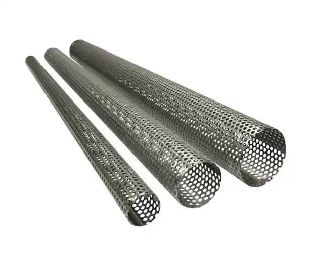 Omezená Nabídka DĚROVANÉ TRUBKY PRO TLUMIČ VÝFUKU/VÝFUKOVOU KONCOVKU PRŮMĚR 22 MM DÉLKA 400