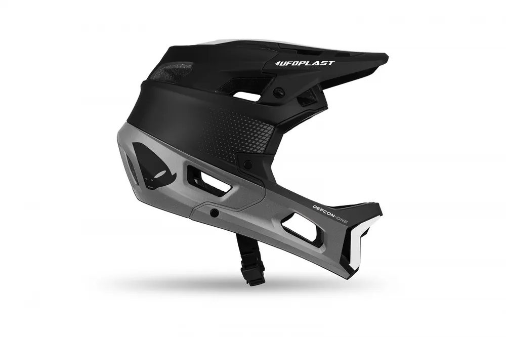UFO MTB / E-BIKE HELMA DEFCON-ONE FULL FACE COLOR BLACK/GREY VELIKOST XL - COLLECTION 2024 Expresní Doručení